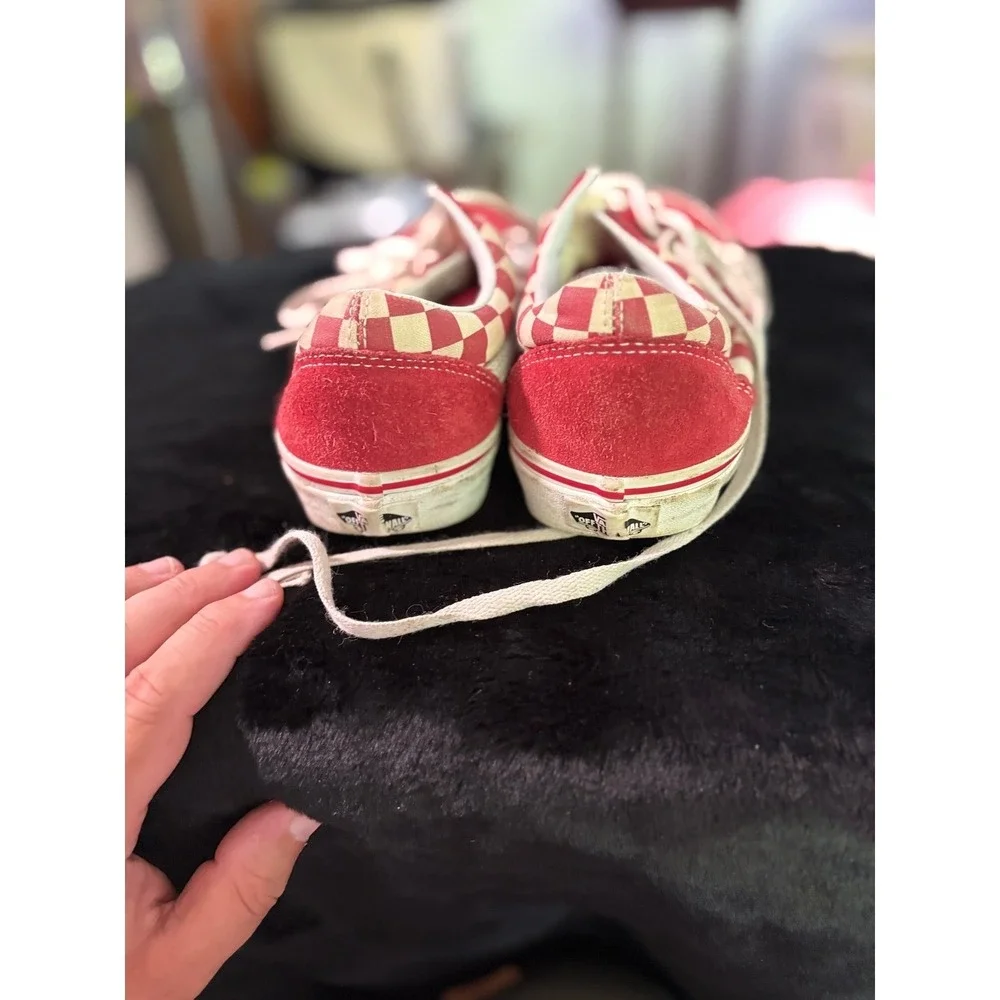 Vans Old Skool Red Checkerboard Suede Canvas Skate Shoes Mens 8 Womens 9.5 - Picture 2 of 6